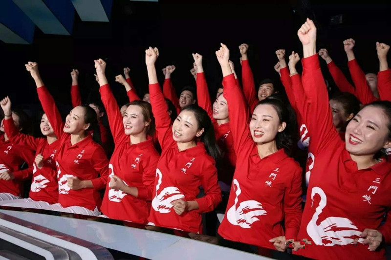 三门峡市晋级《魅力中国城》十强,我校啦啦队